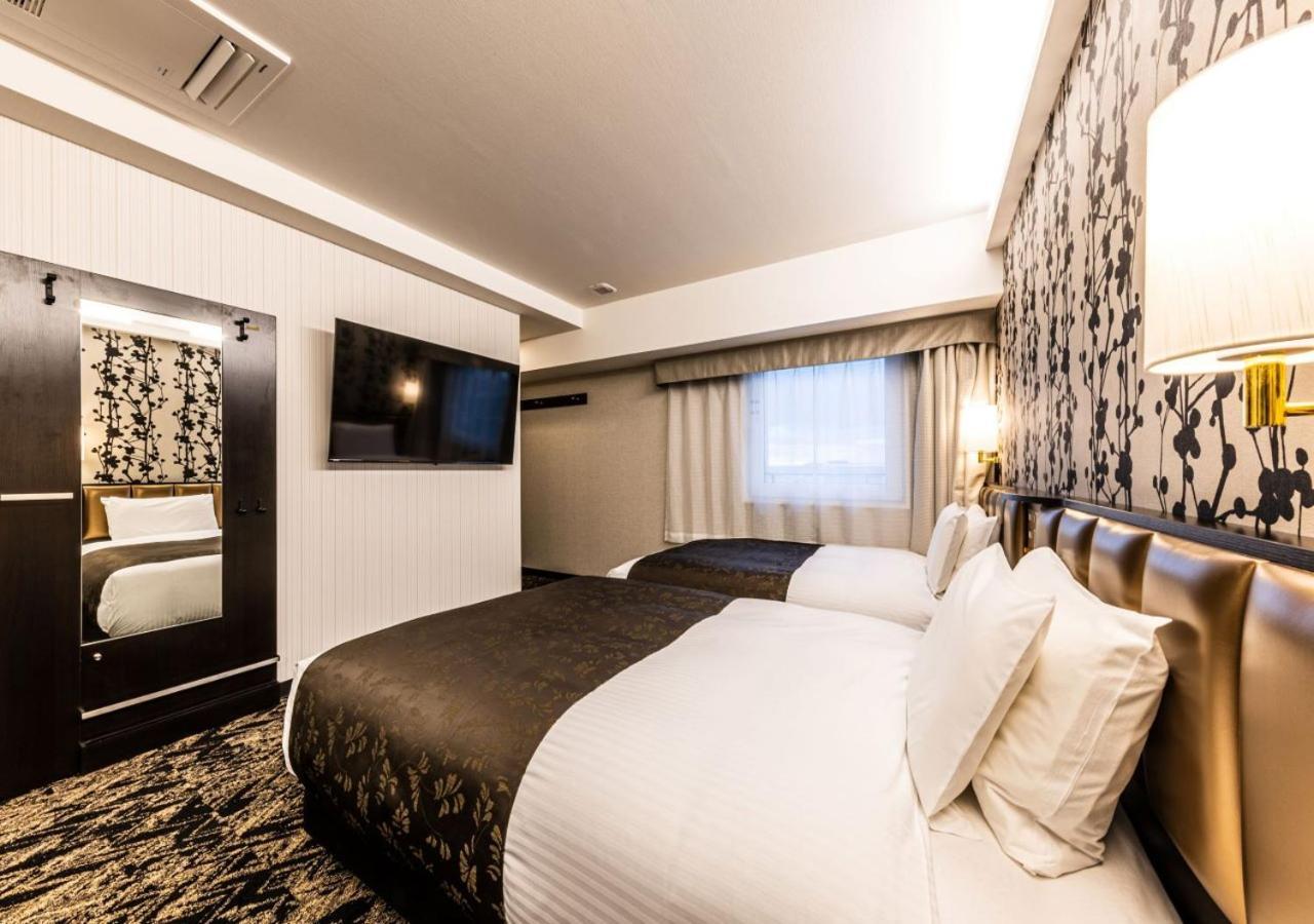 Apa Hotel & Resort Osaka Umeda Eki Tower Bagian luar foto