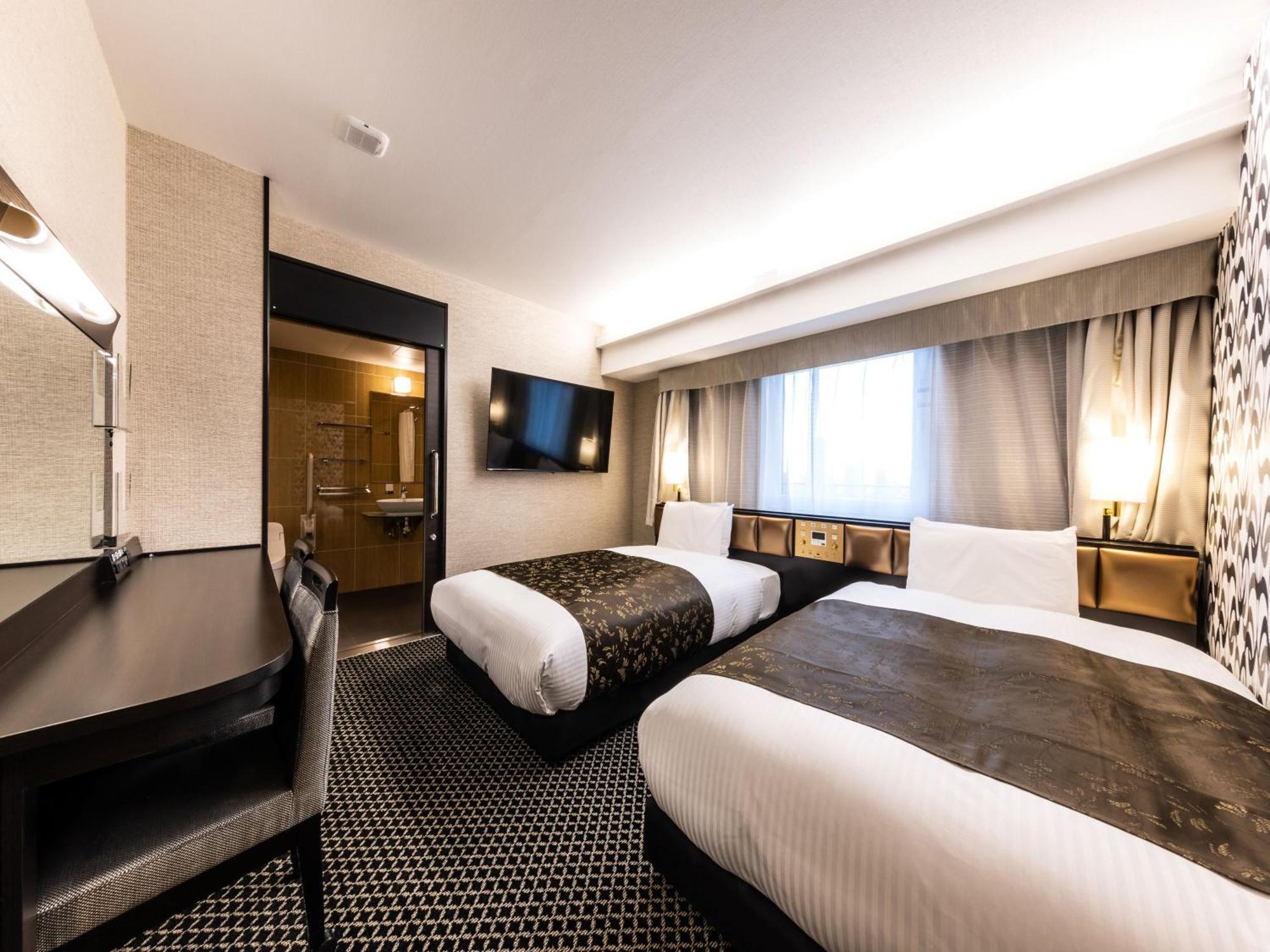 Apa Hotel & Resort Osaka Umeda Eki Tower Bagian luar foto